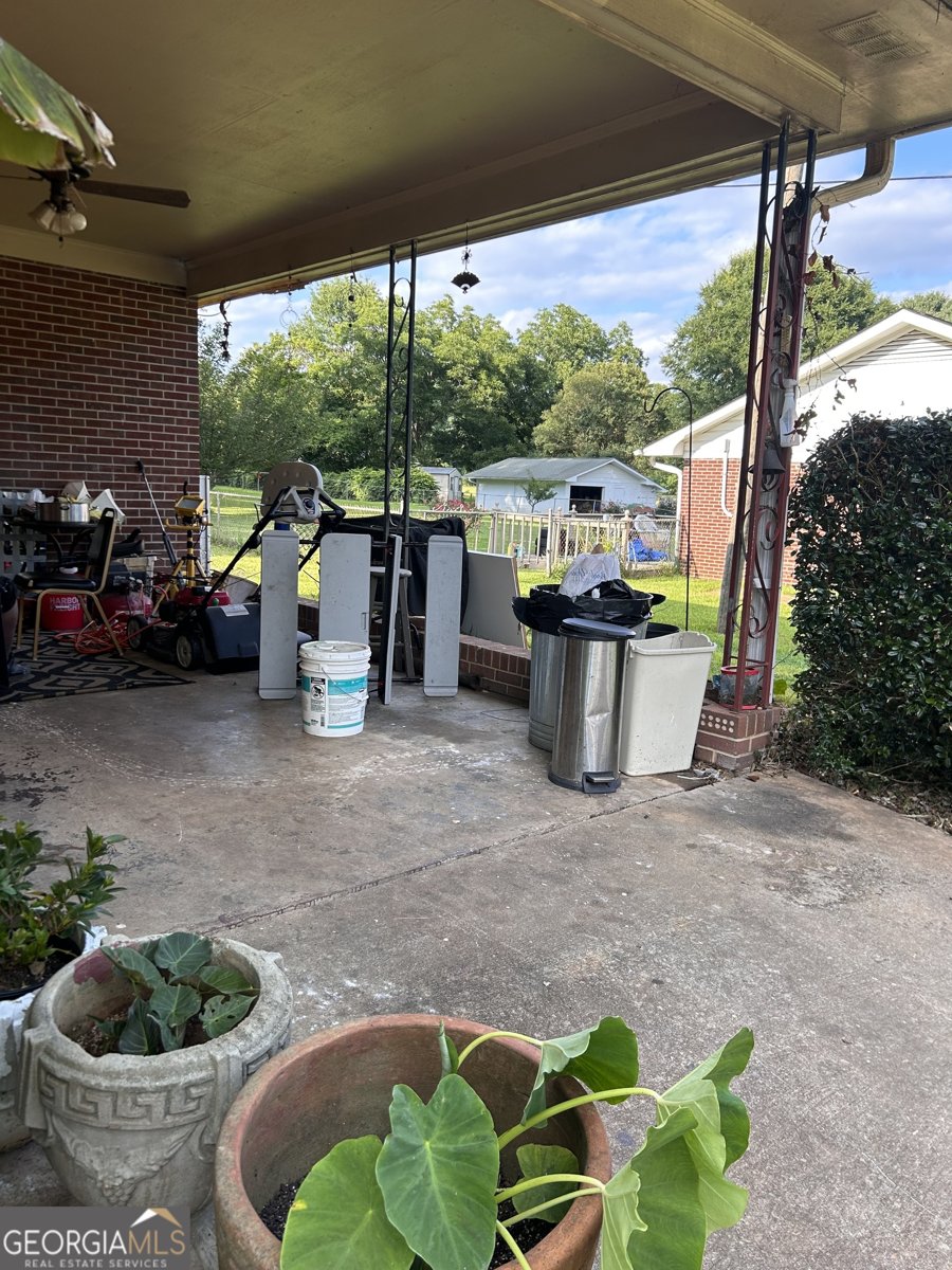 503 Vineyard Road Griffin - Photo 18