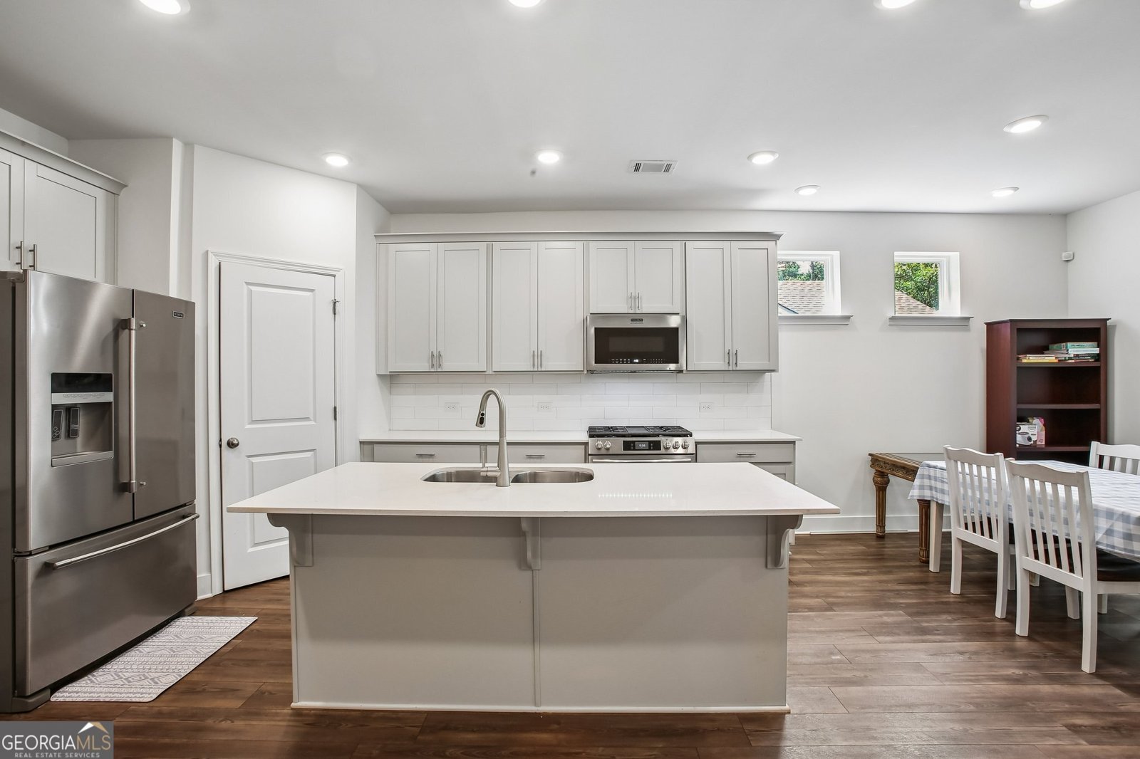 54 Airmont Drive Sharpsburg - Photo 8