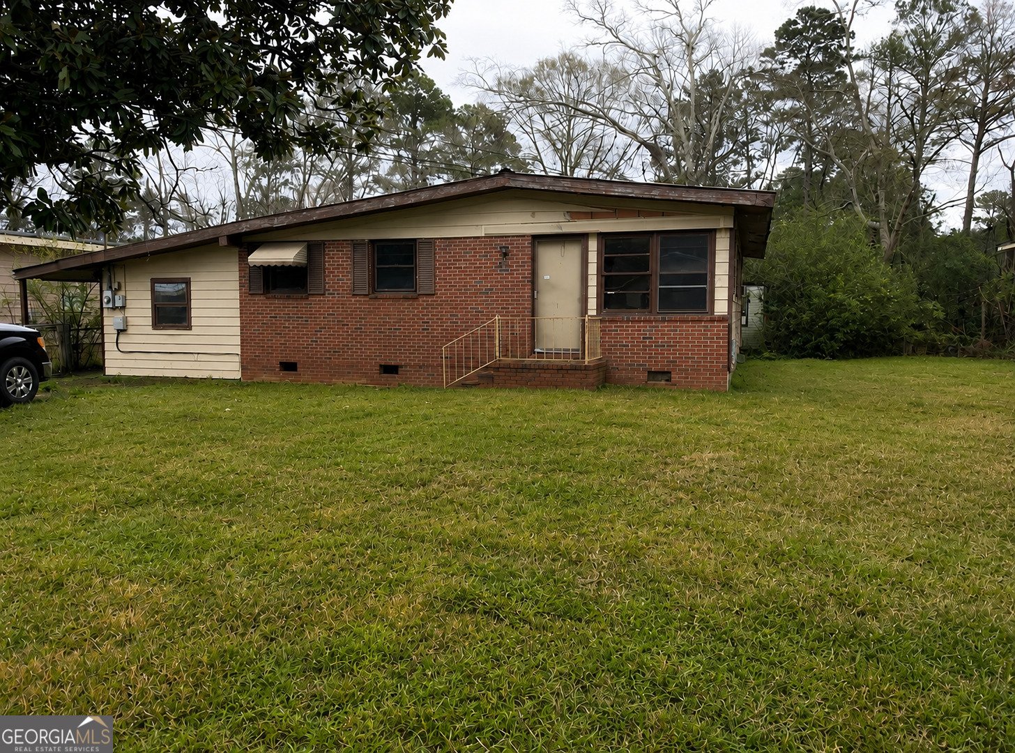 2190 Lamore Drive Columbus - main photo