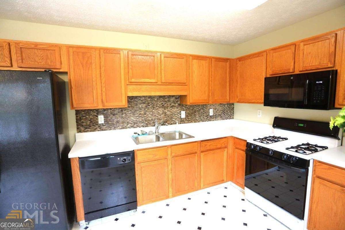 354 Kathy Court Douglasville - Photo 6