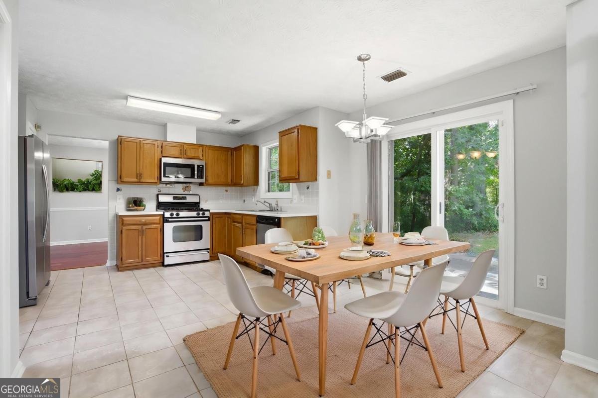 6927 Magnolia Park Drive Norcross - Photo 9