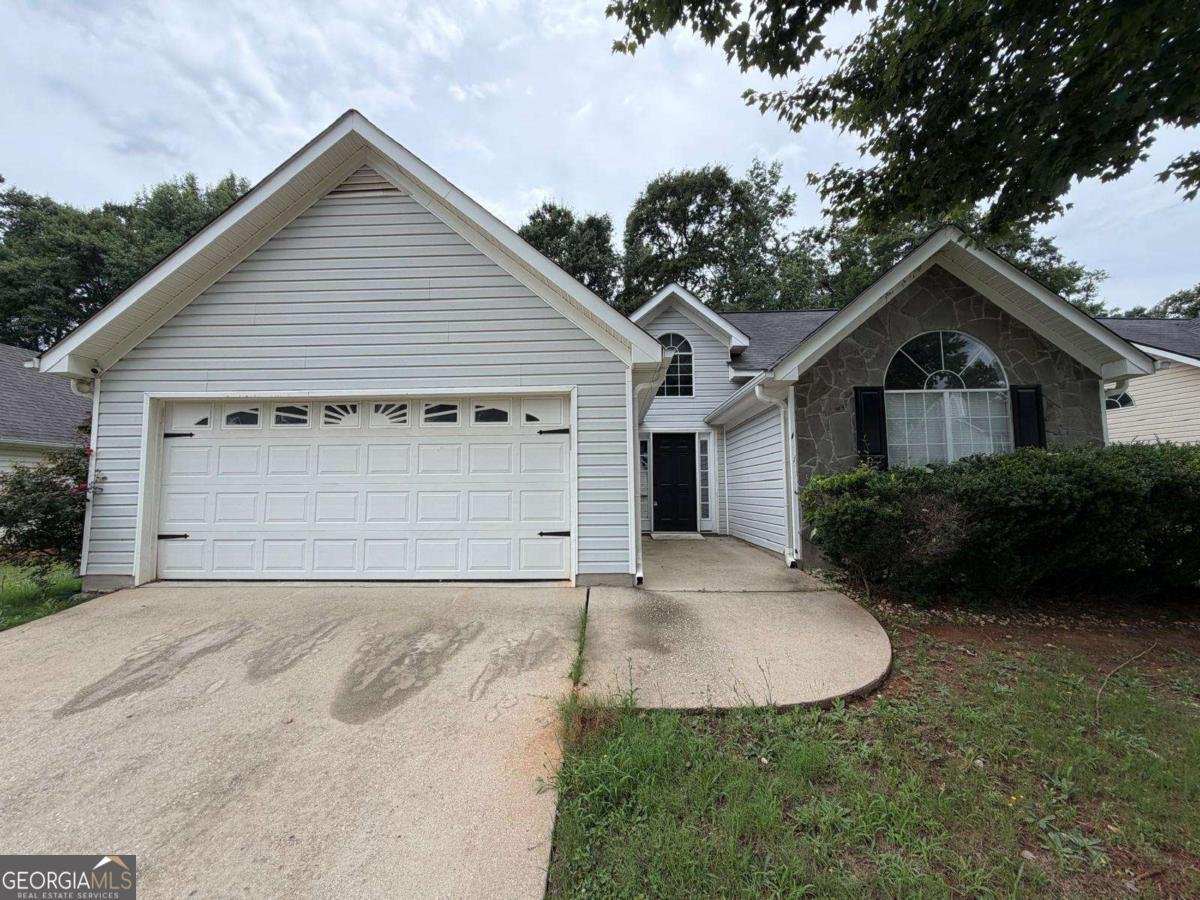 208 Coldsprings Court Mcdonough - main photo