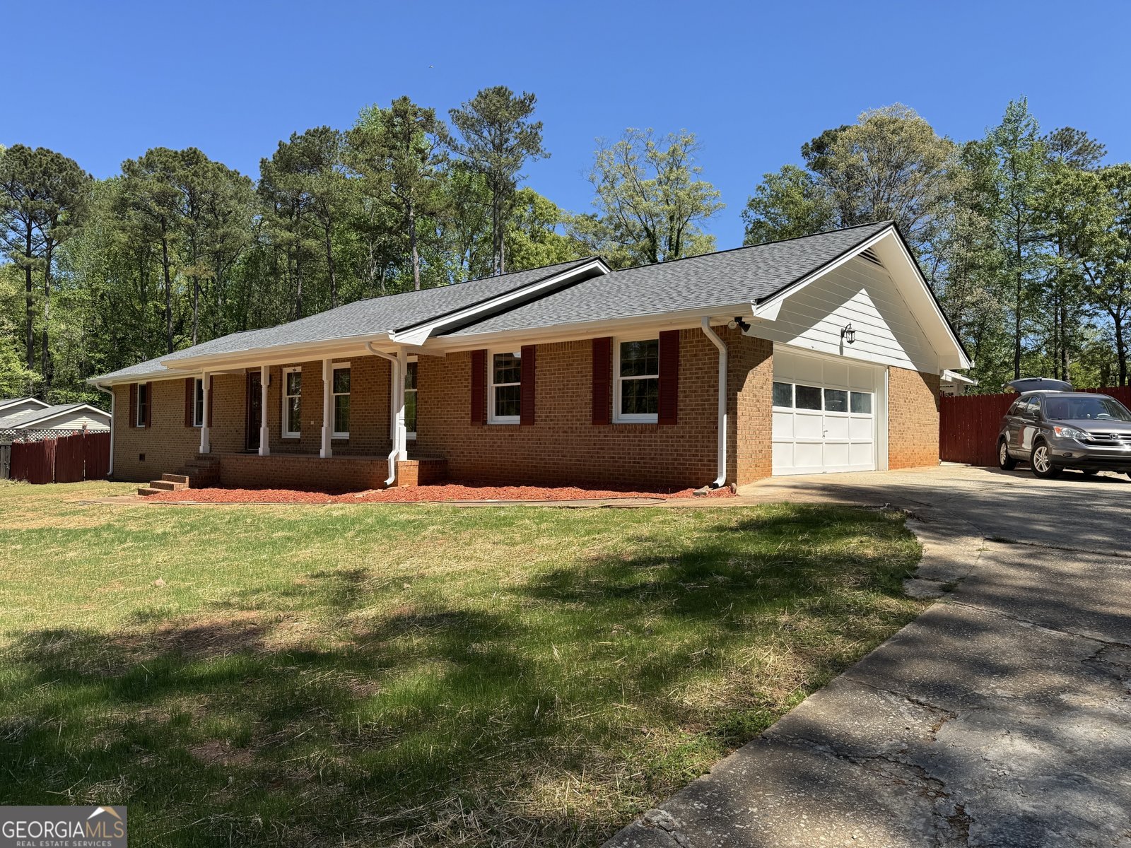 700 Ponderosa Court Fayetteville - main photo