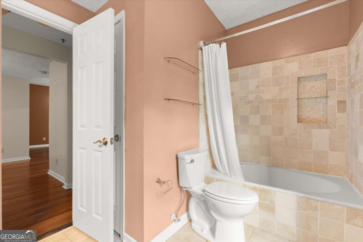 1250 Parkwood Circle Atlanta - Photo 23