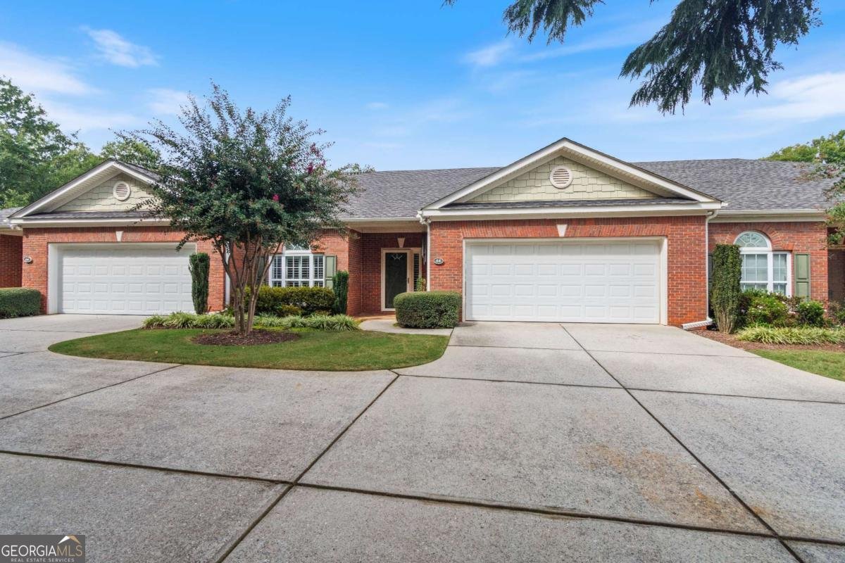 129 Holiday Road Buford - main photo