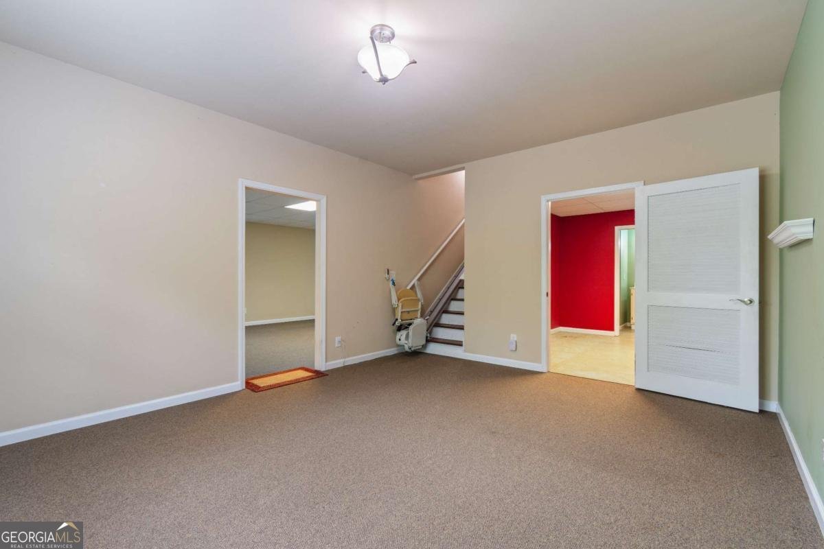 129 Holiday Road Buford - Photo 27