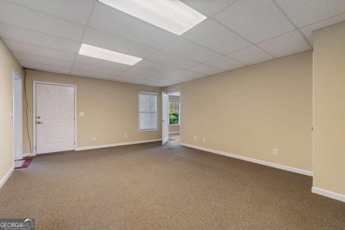 129 Holiday Road Buford - Photo 32