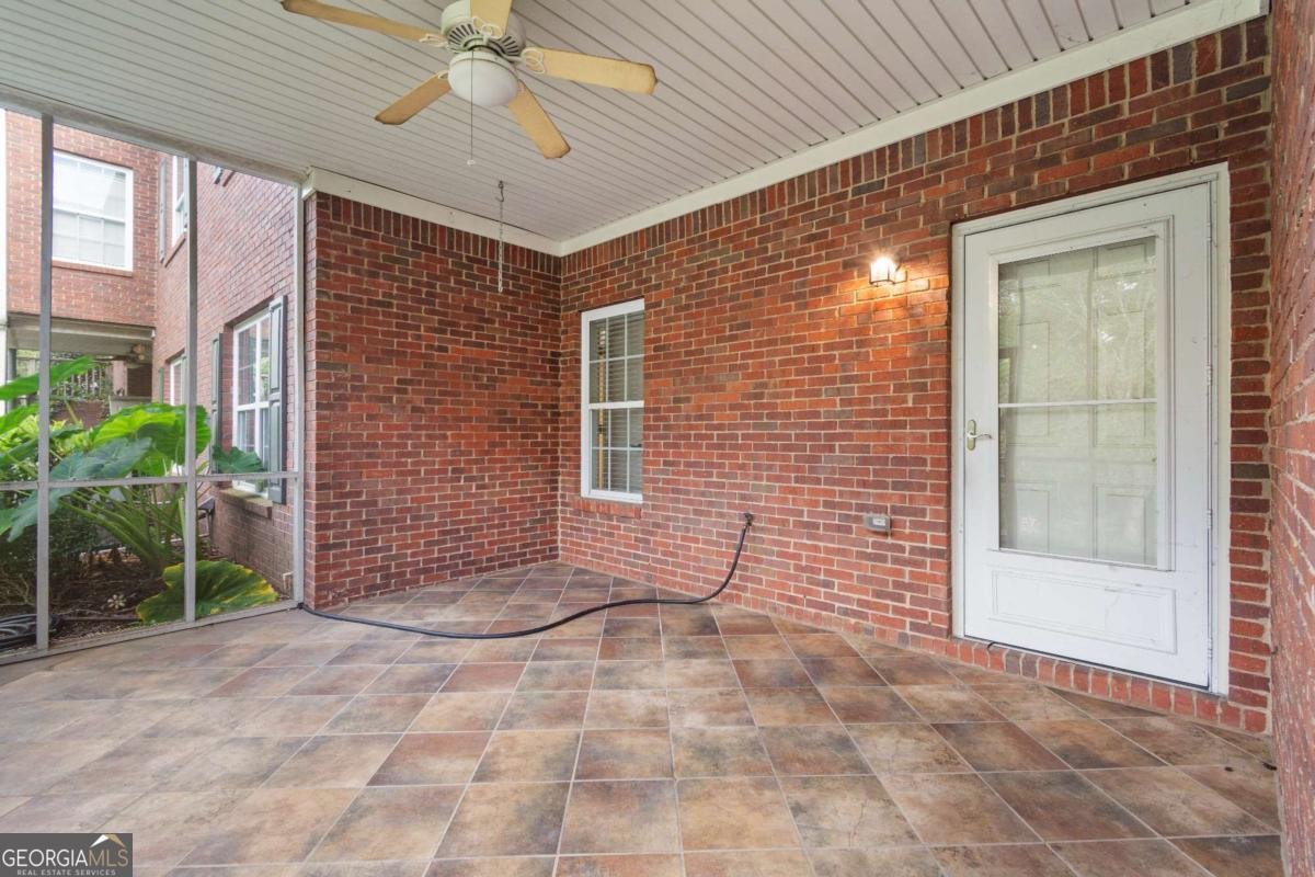129 Holiday Road Buford - Photo 36
