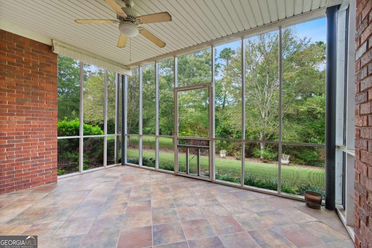 129 Holiday Road Buford - Photo 38