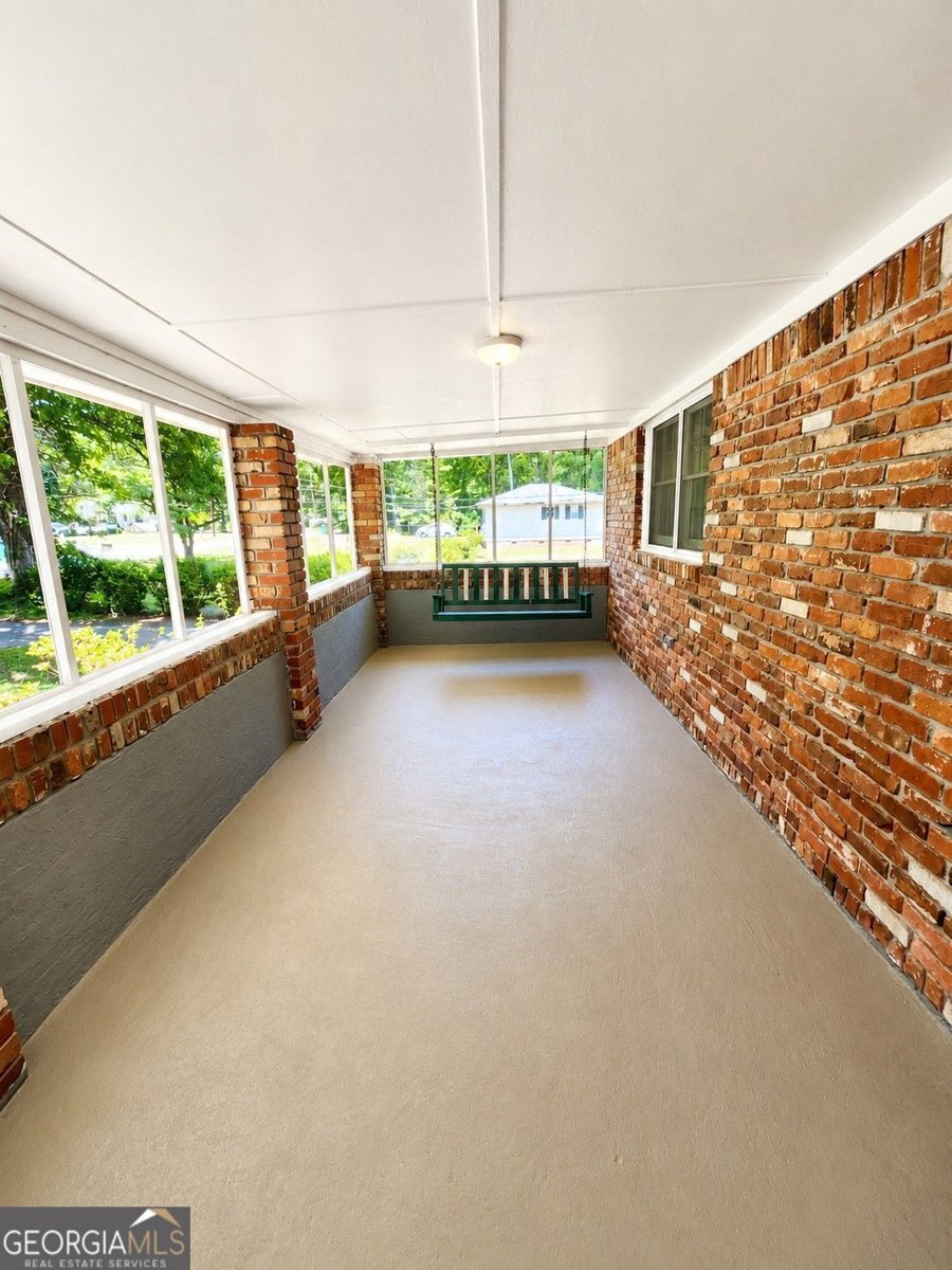 5656 Handley Boulevard Morrow - Photo 13