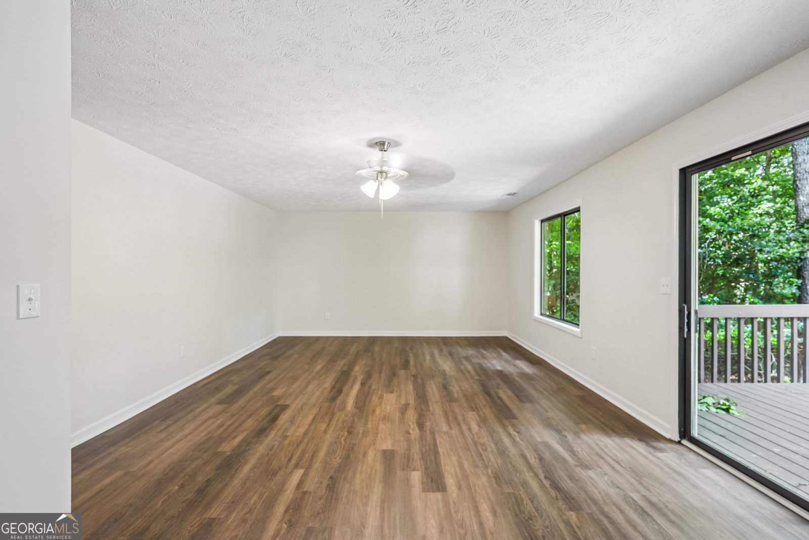 4927 Dillards Mill Way Peachtree Corners - Photo 6