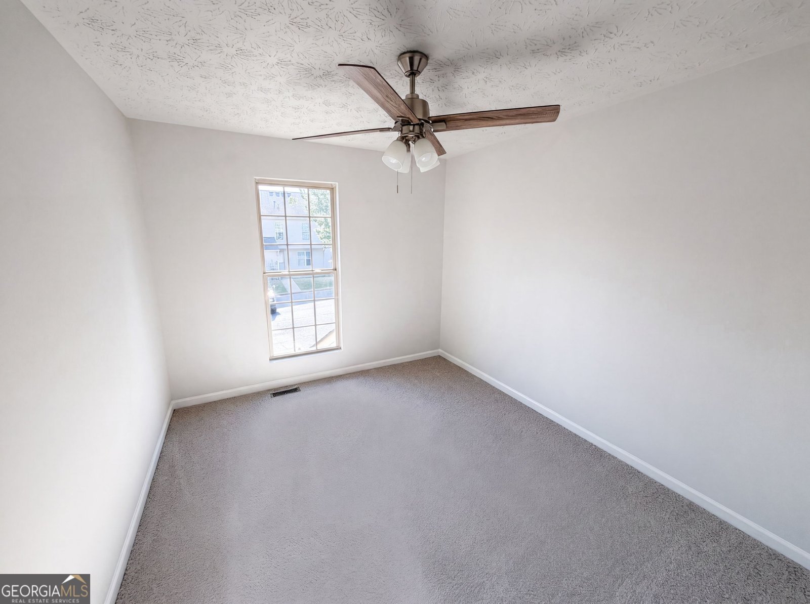 7202 Gotland Street Union City - Photo 10