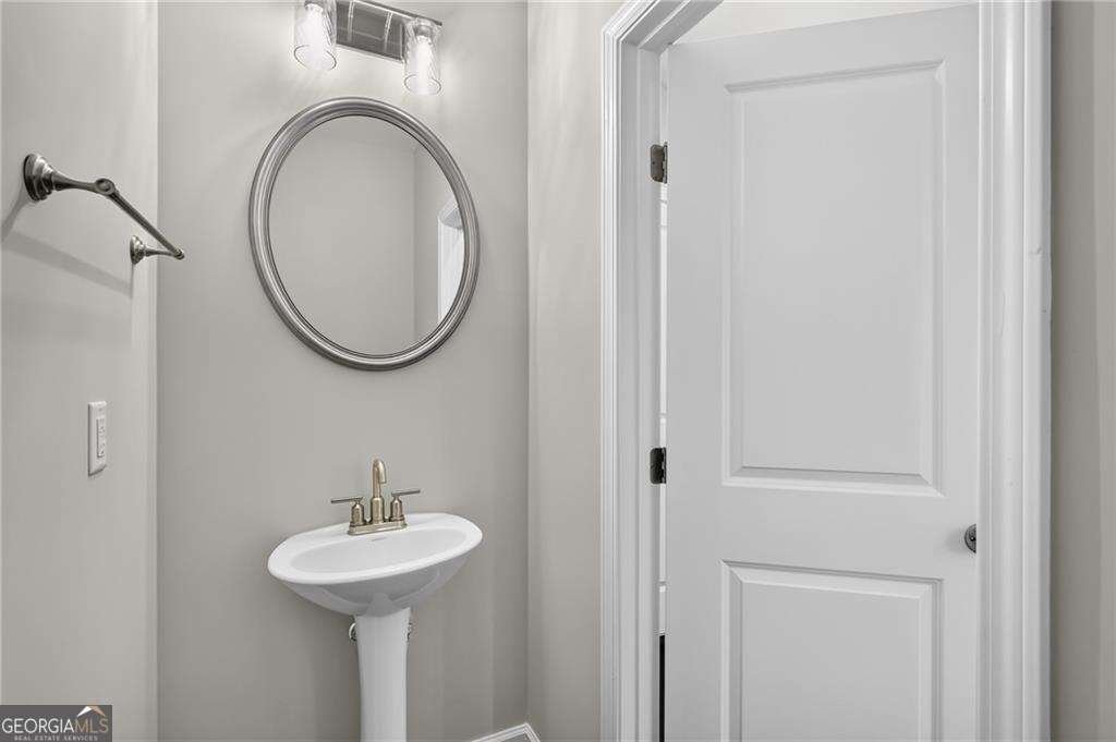1235 Herty Drive Marietta - Photo 15