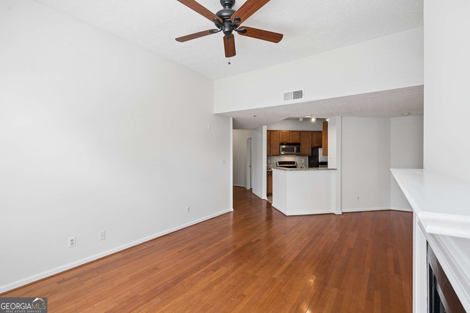1250 Parkwood Circle Atlanta - Photo 11