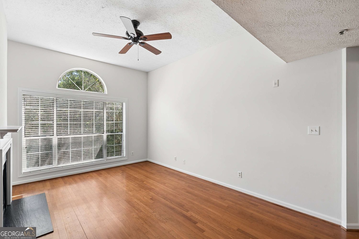 1250 Parkwood Circle Atlanta - Photo 12