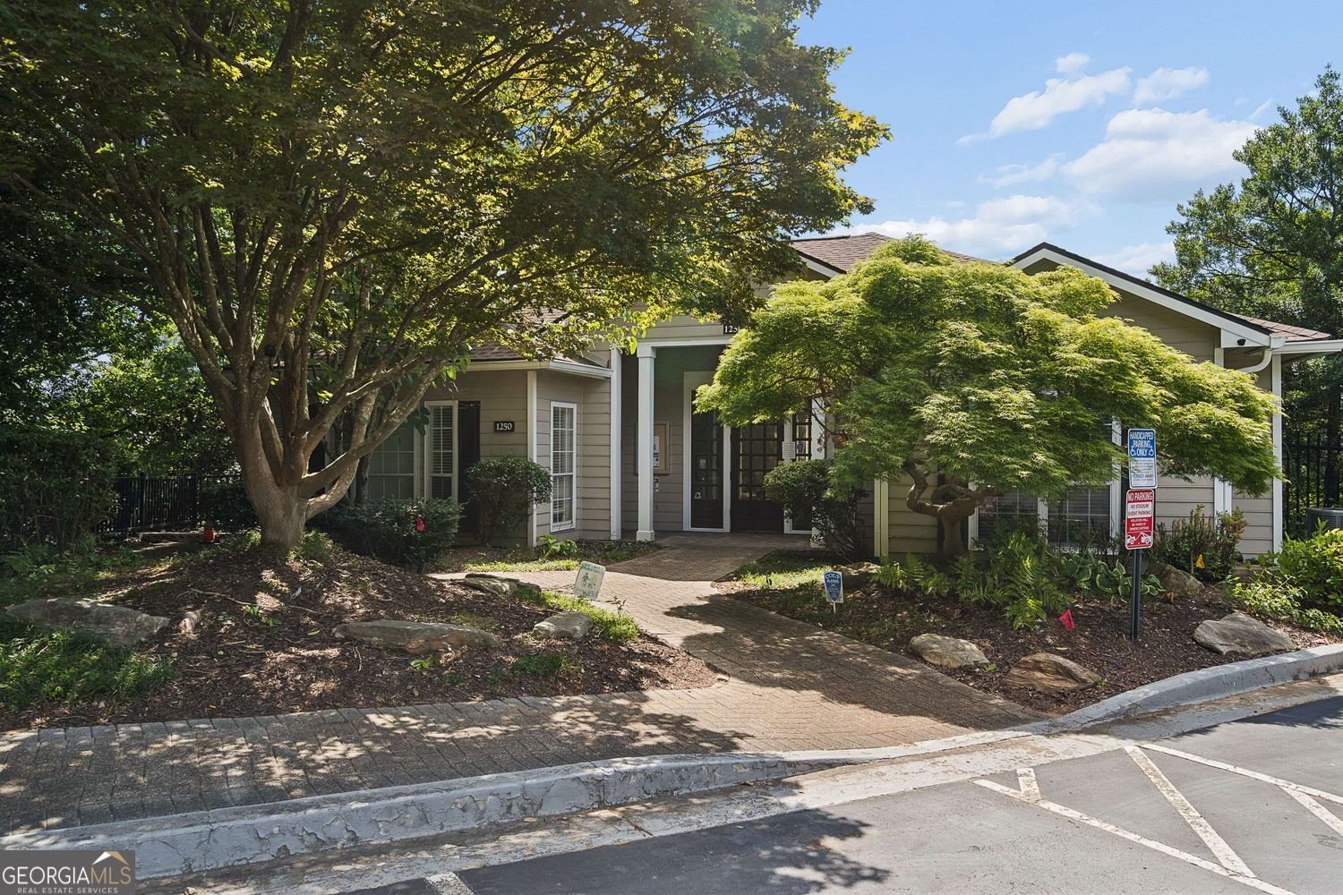 1250 Parkwood Circle Atlanta - Photo 27