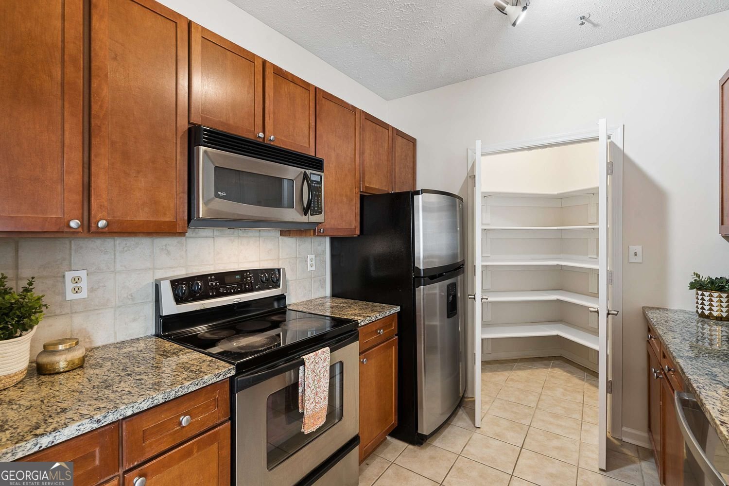 1250 Parkwood Circle Atlanta - Photo 8