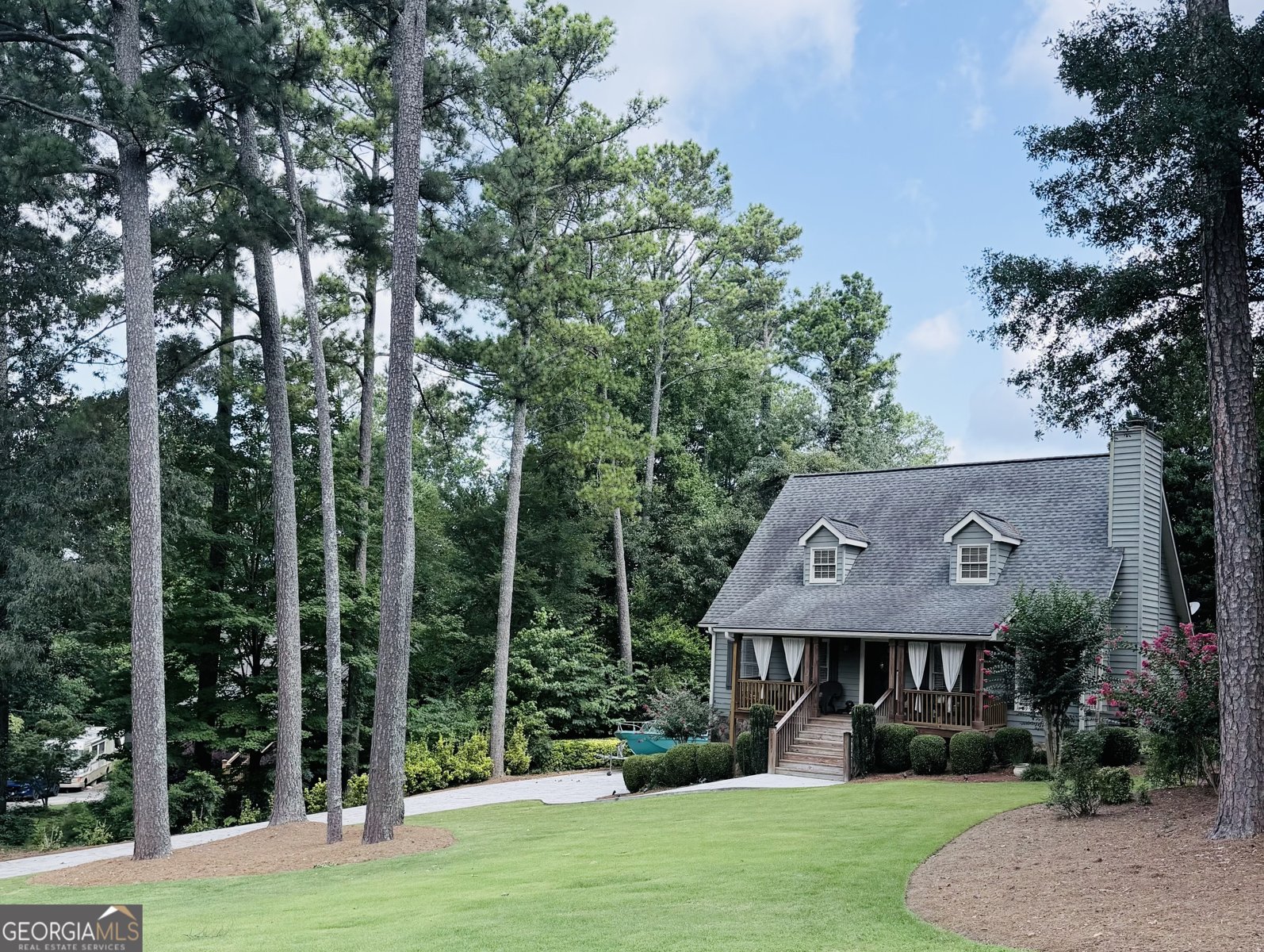 502 Oconee Court Woodstock - main photo