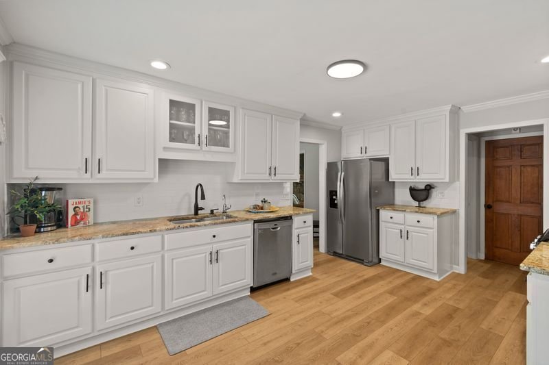 502 Oconee Court Woodstock - Photo 8
