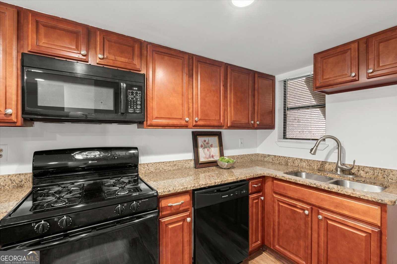 2192 Palmyra Drive Marietta - Photo 12