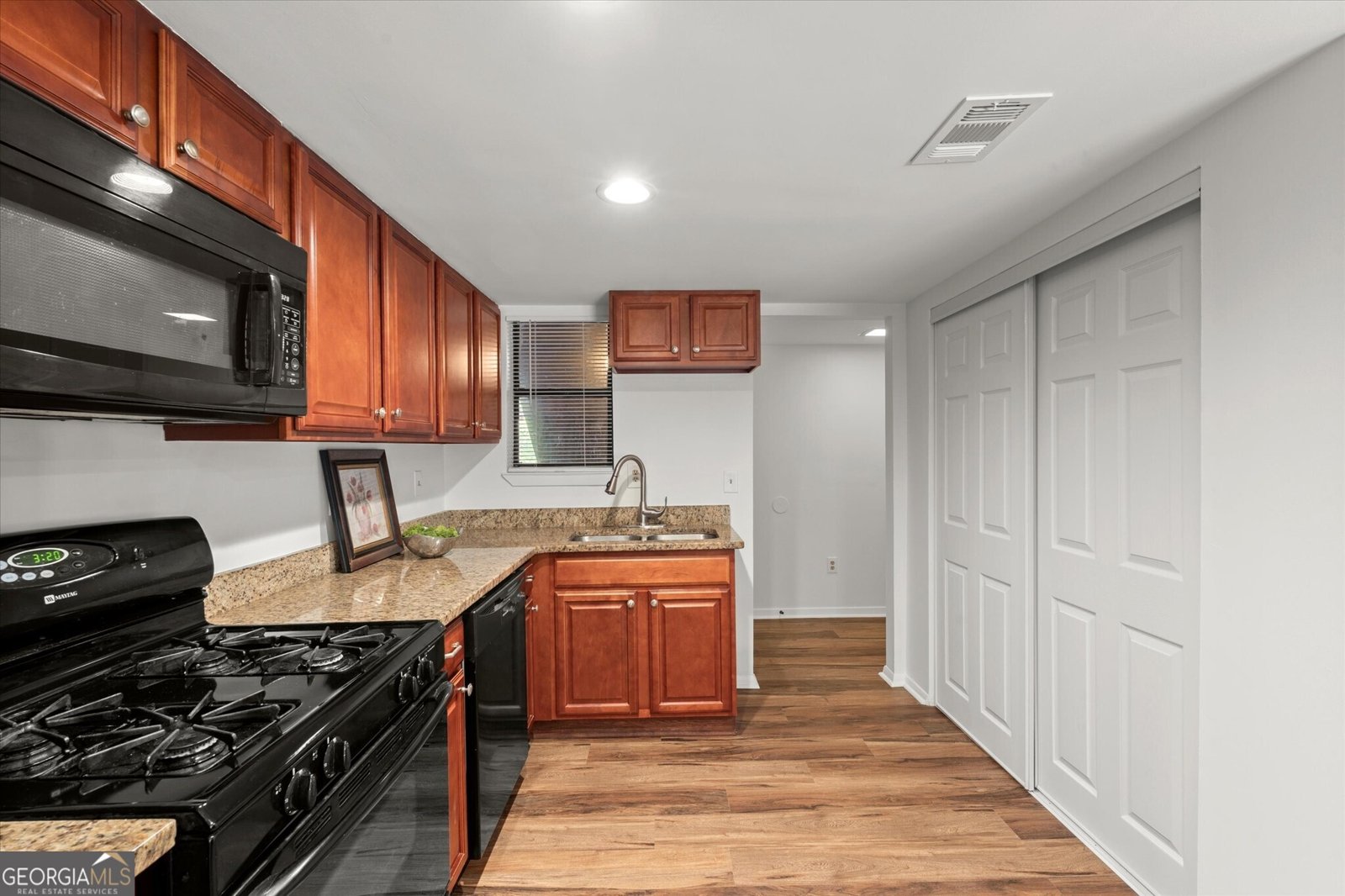 2192 Palmyra Drive Marietta - Photo 14