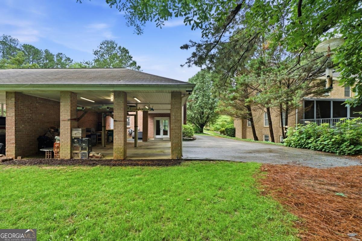 8865 Carroll Manor Drive Sandy Springs - Photo 11