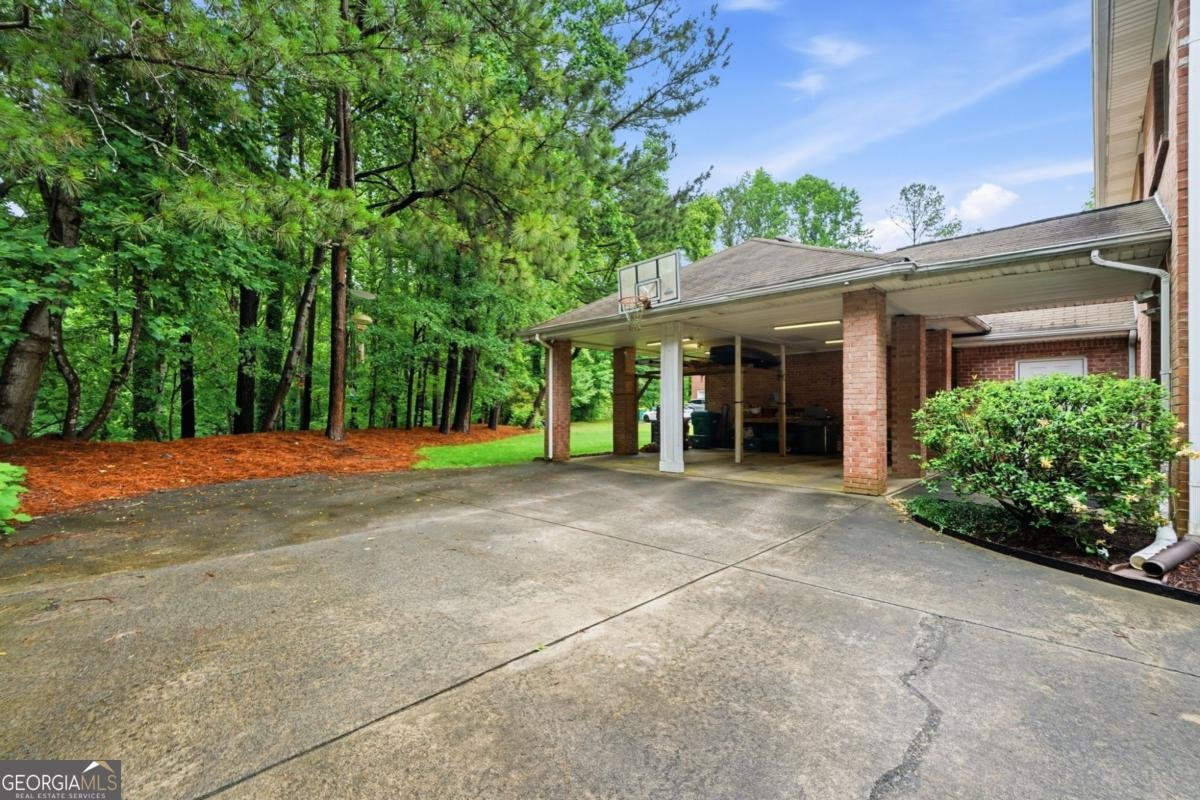 8865 Carroll Manor Drive Sandy Springs - Photo 13