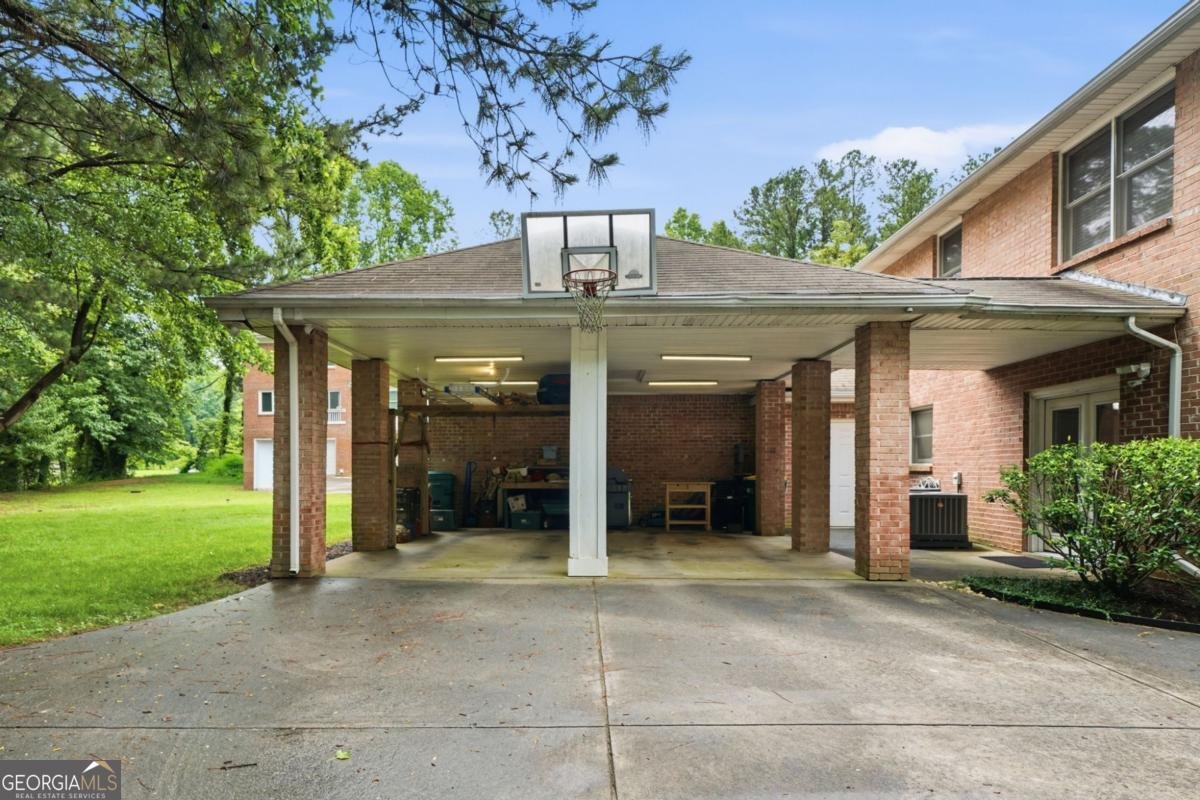 8865 Carroll Manor Drive Sandy Springs - Photo 14