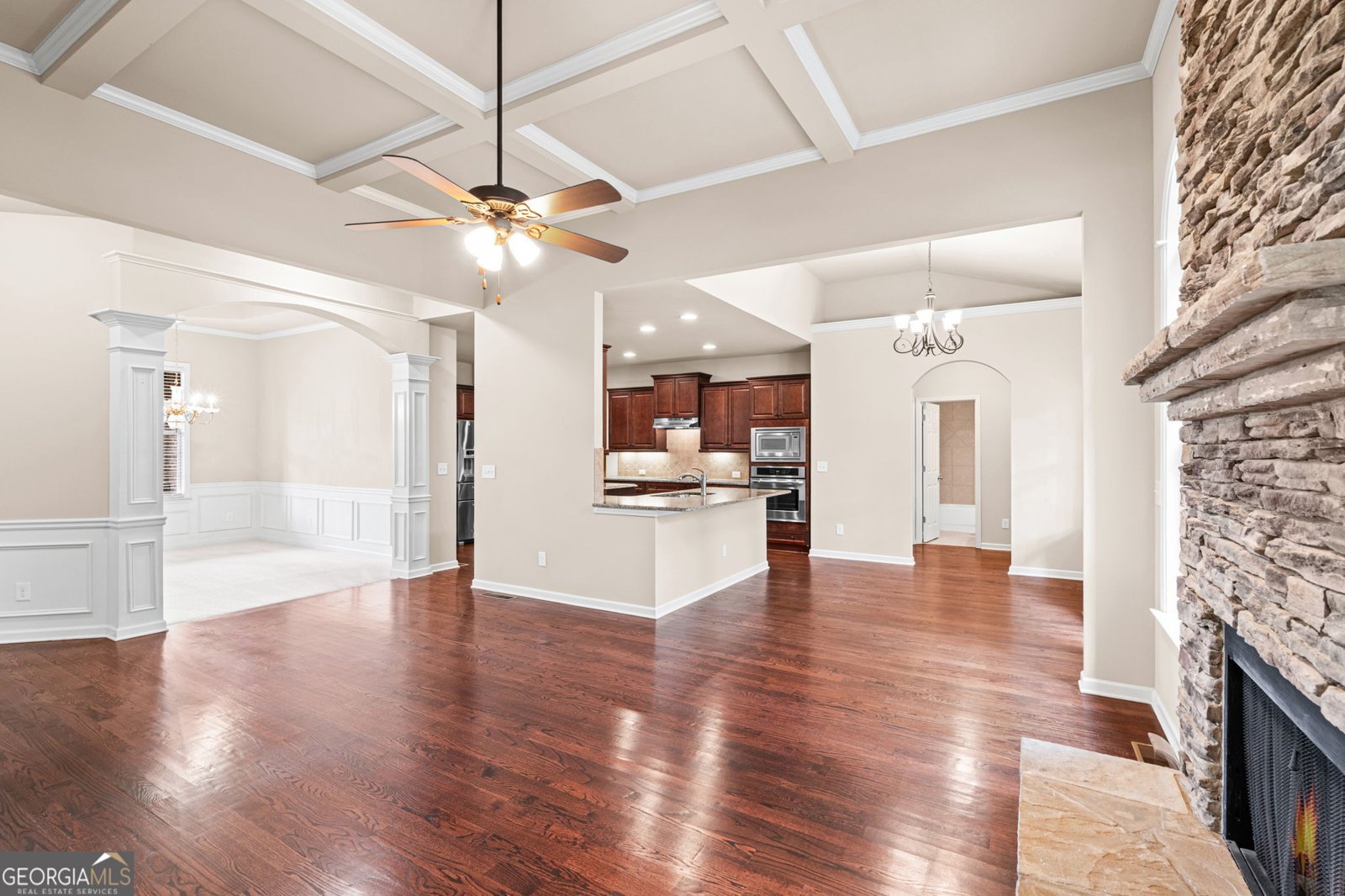 4615 Hereford Court Cumming - Photo 10