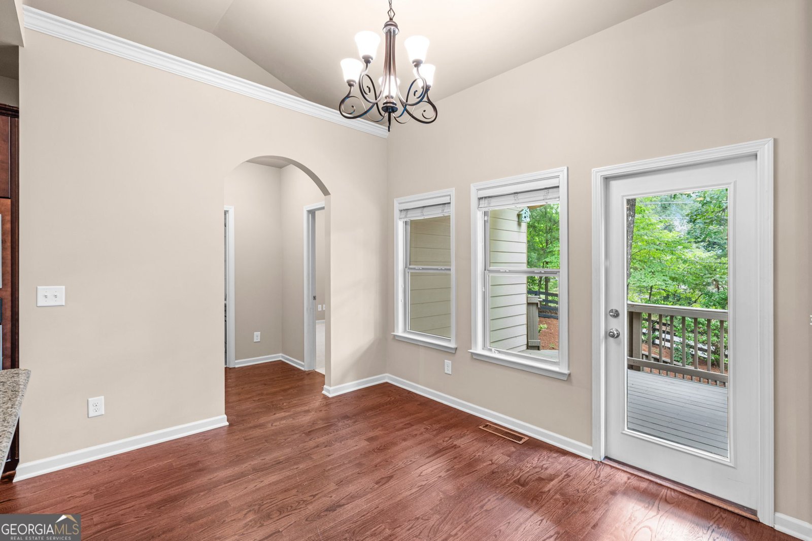 4615 Hereford Court Cumming - Photo 14