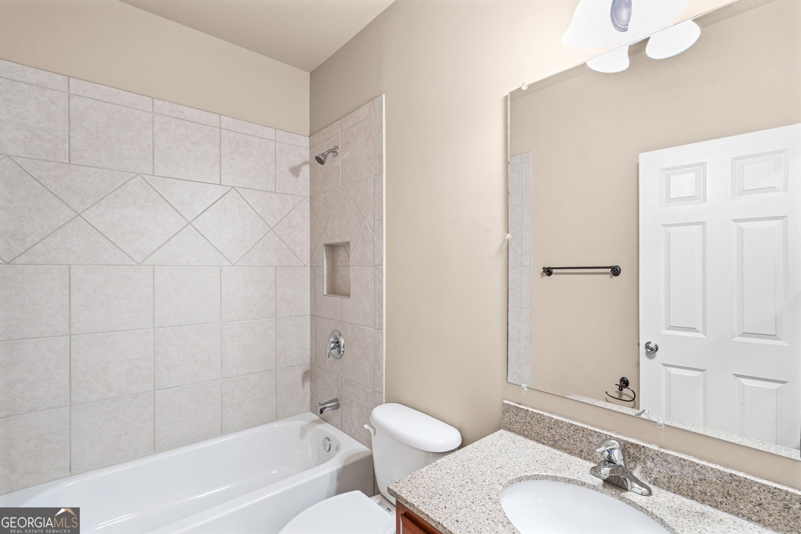 4615 Hereford Court Cumming - Photo 18
