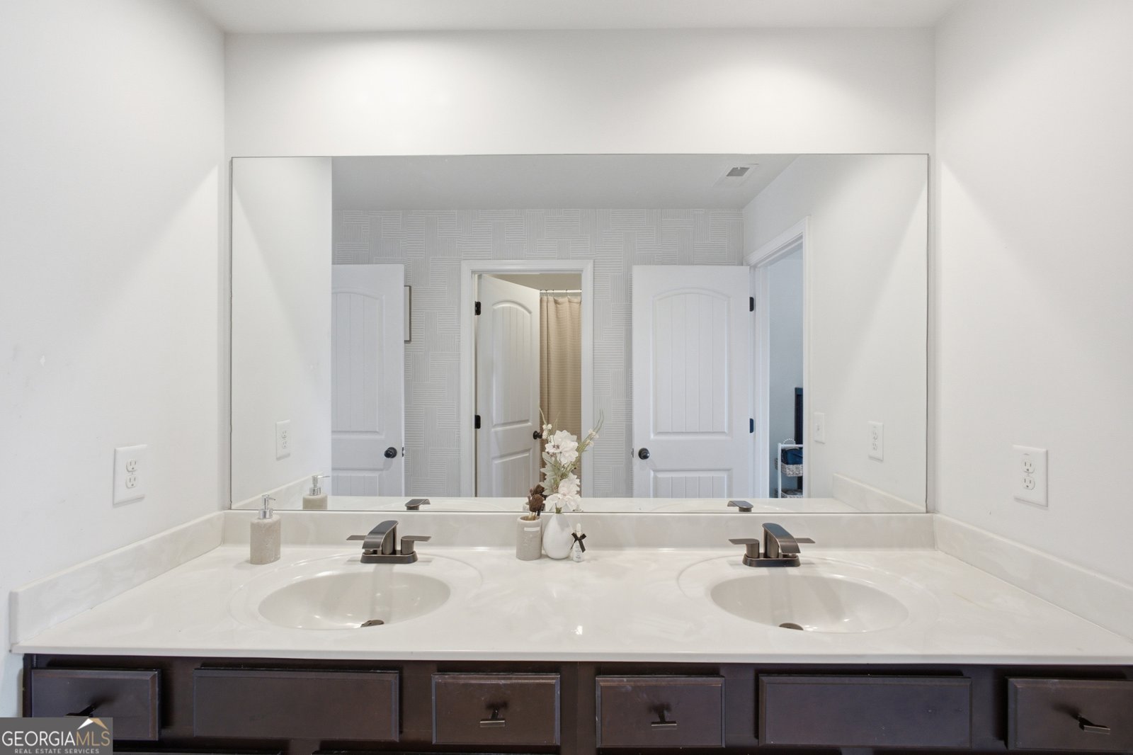 1382 Skipping Stone Court Dacula - Photo 39
