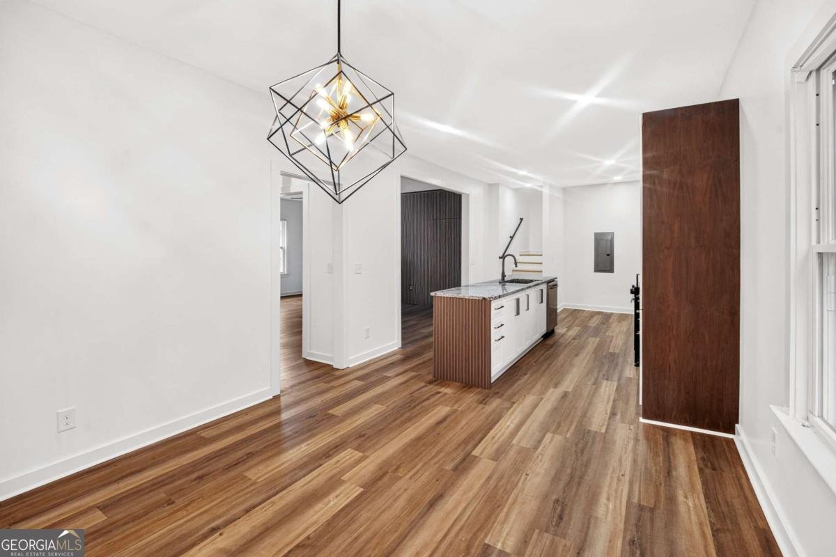 708 Rochelle Drive Atlanta - Photo 10