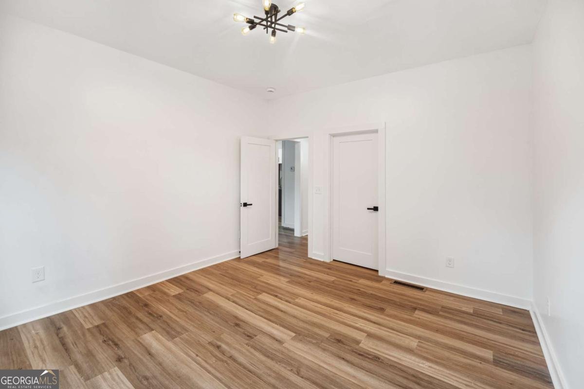 708 Rochelle Drive Atlanta - Photo 12