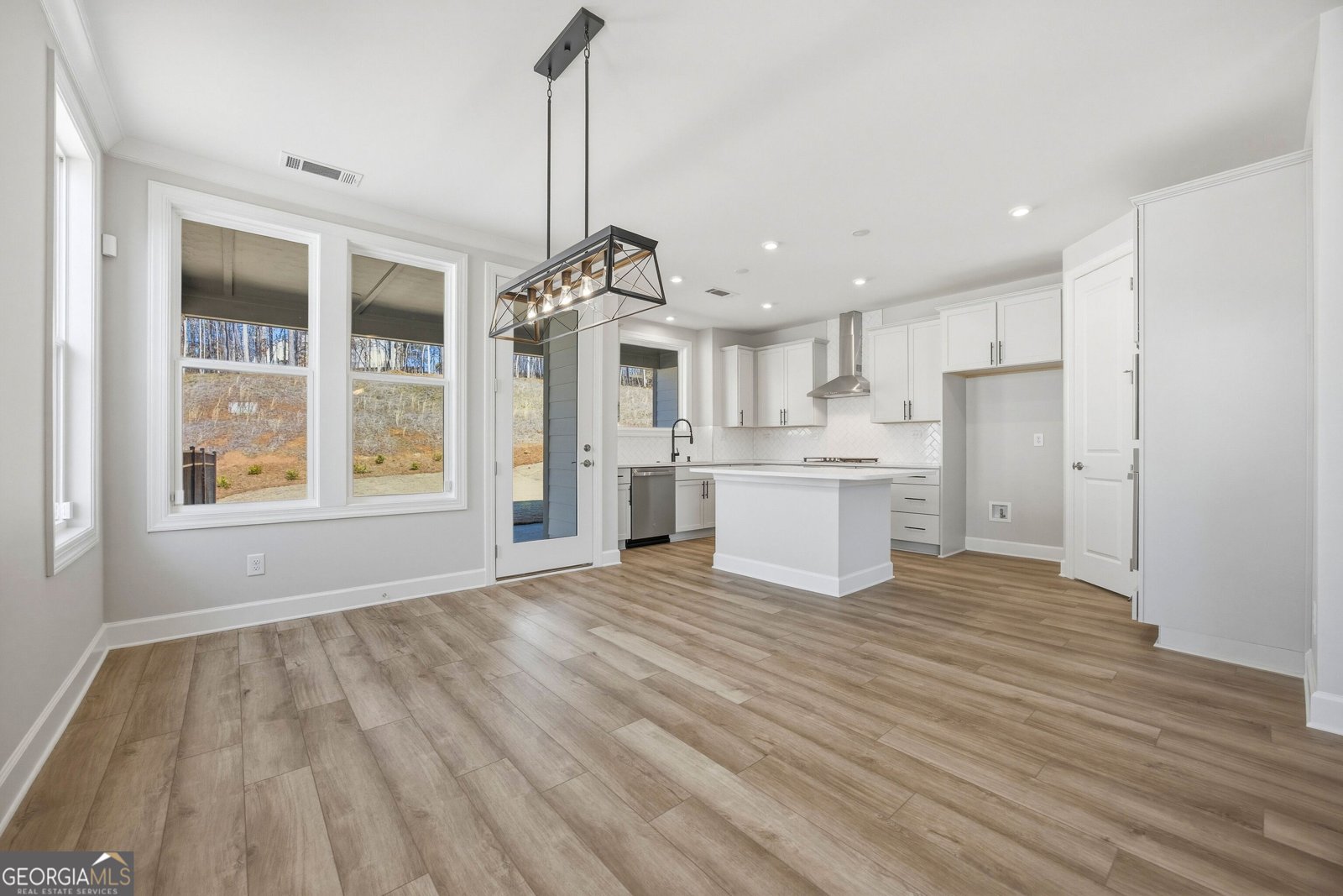 440 Geneva Way Hoschton - Photo 10