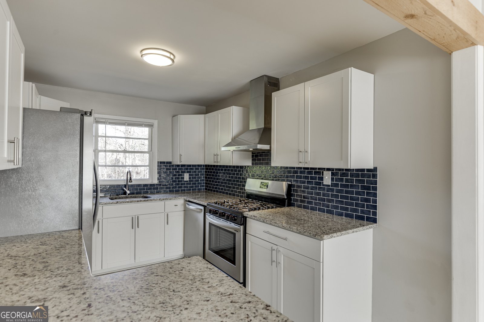 300 Forest Street Buford - Photo 9