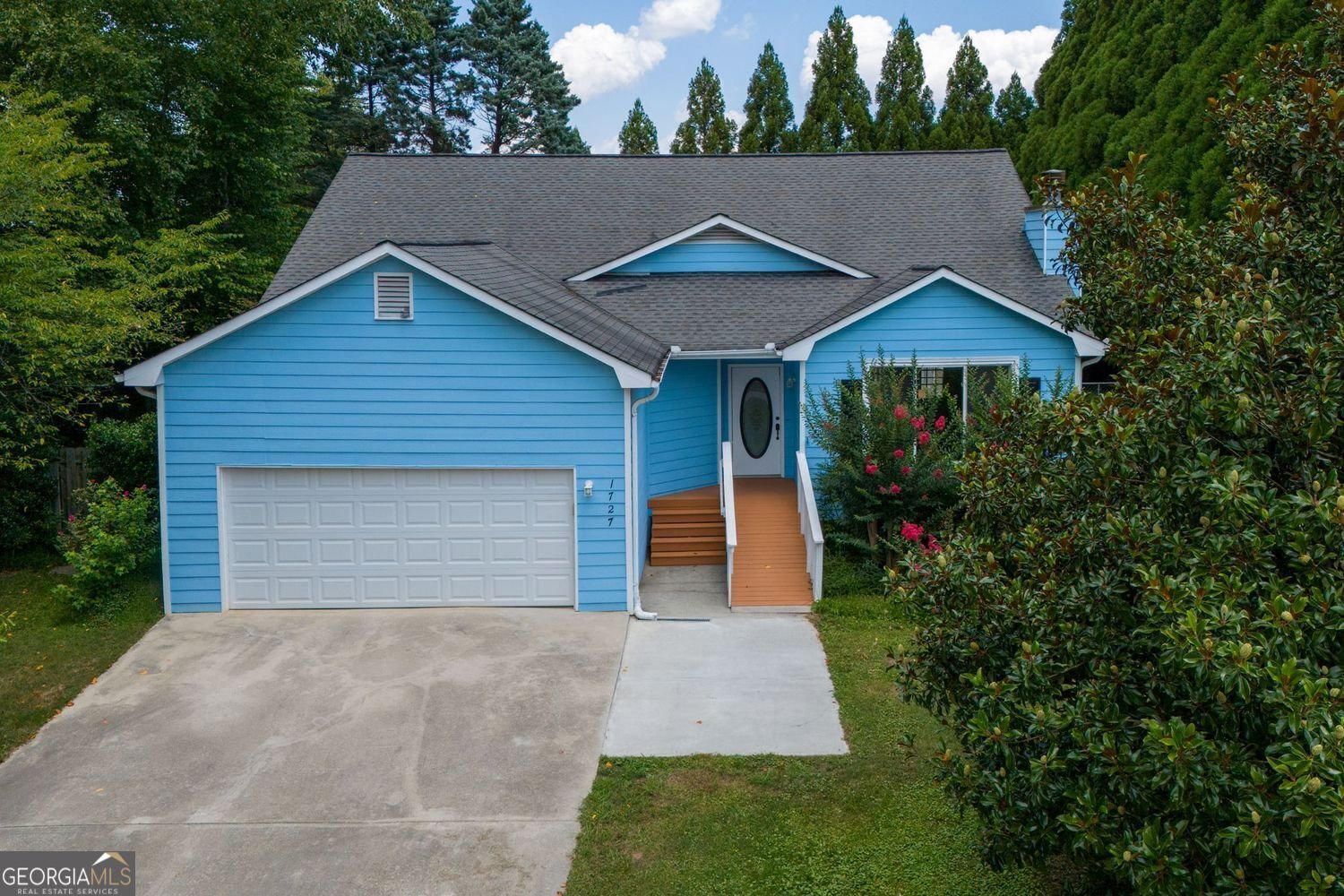 1727 Wynfield Lane Auburn - main photo