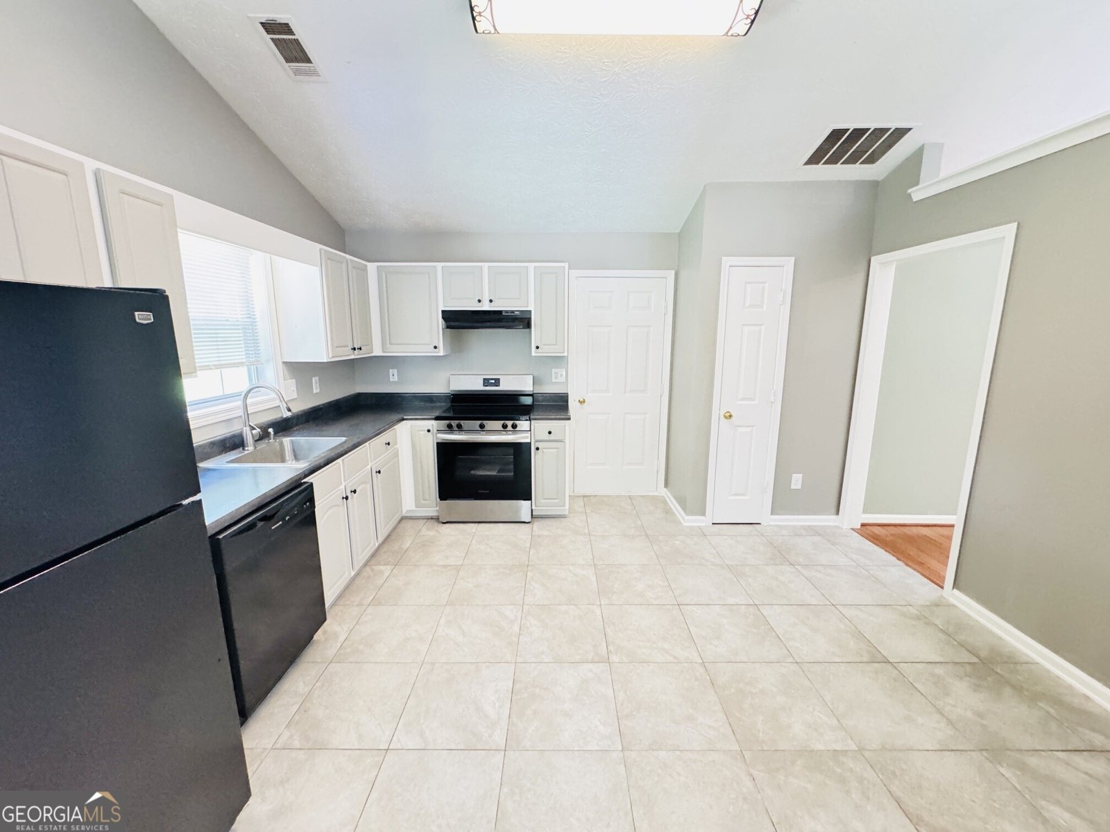 1450 Millhaven Drive Auburn - Photo 10