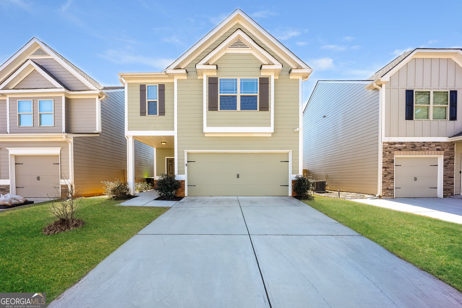 110 Seabreeze Court Newnan - main photo