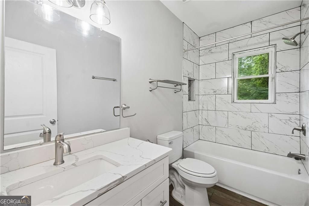 2627 Macon Drive Atlanta - Photo 15