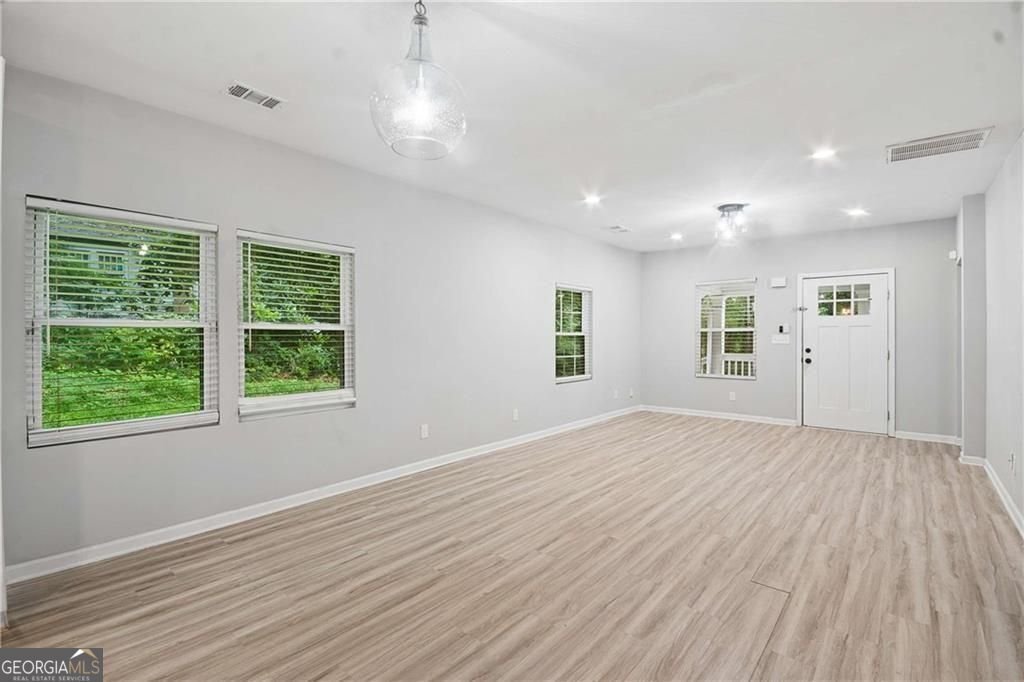 2627 Macon Drive Atlanta - Photo 8