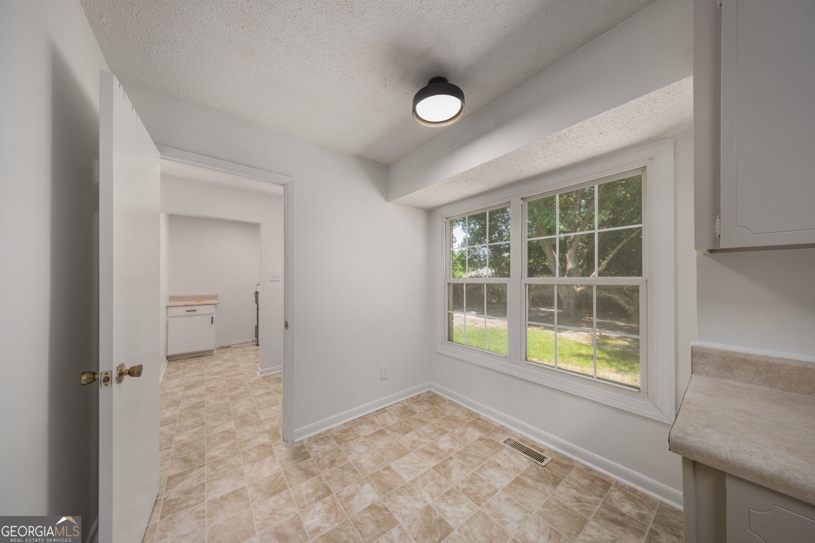 608 Meadowridge Drive Warner Robins - Photo 9