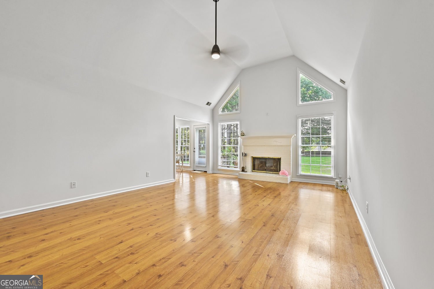 245 Walford Court Suwanee - Photo 16