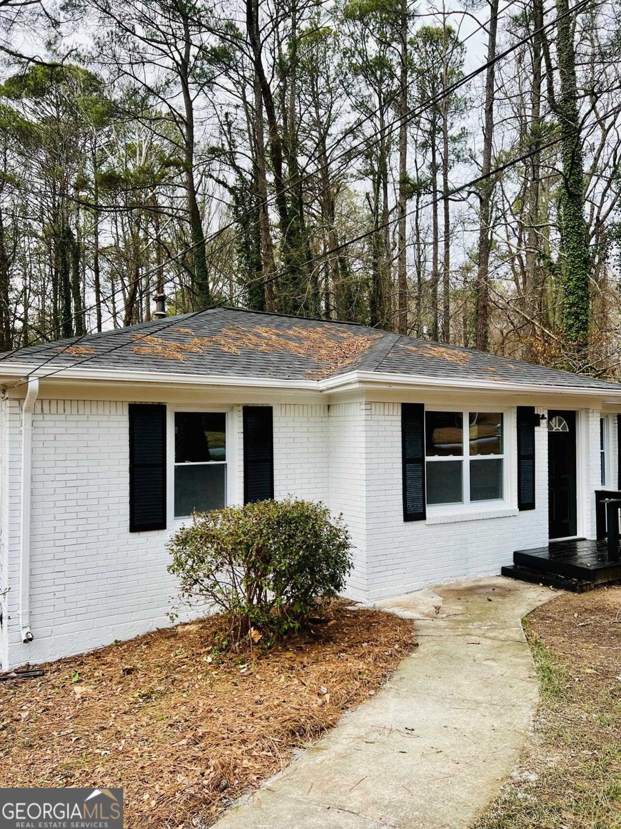 2535 Susan Lane Atlanta - main photo