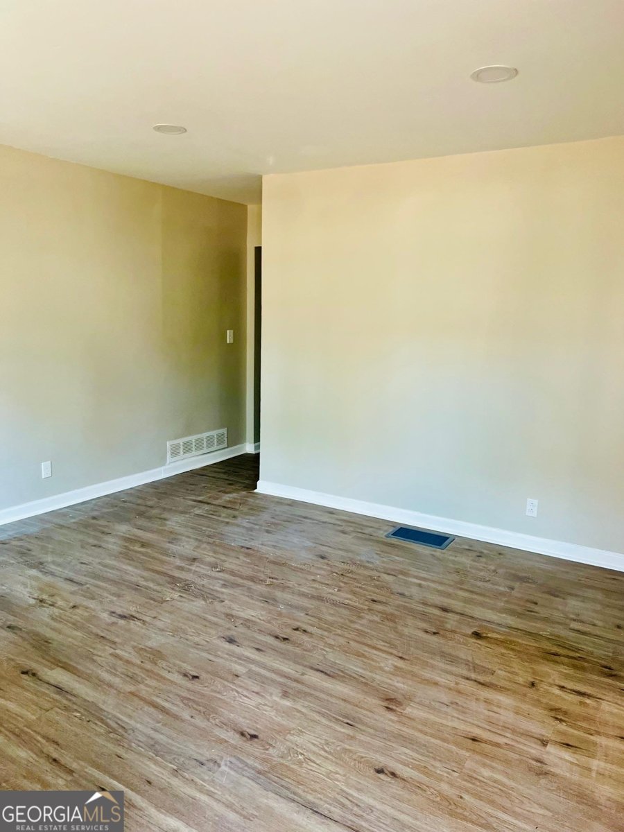 2535 Susan Lane Atlanta - Photo 8