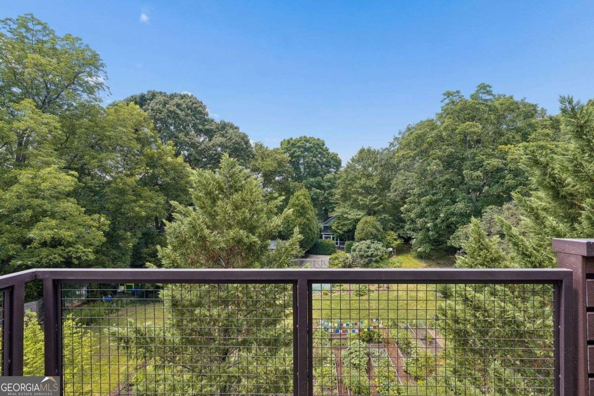 1318 Axis Circle Atlanta - Photo 24
