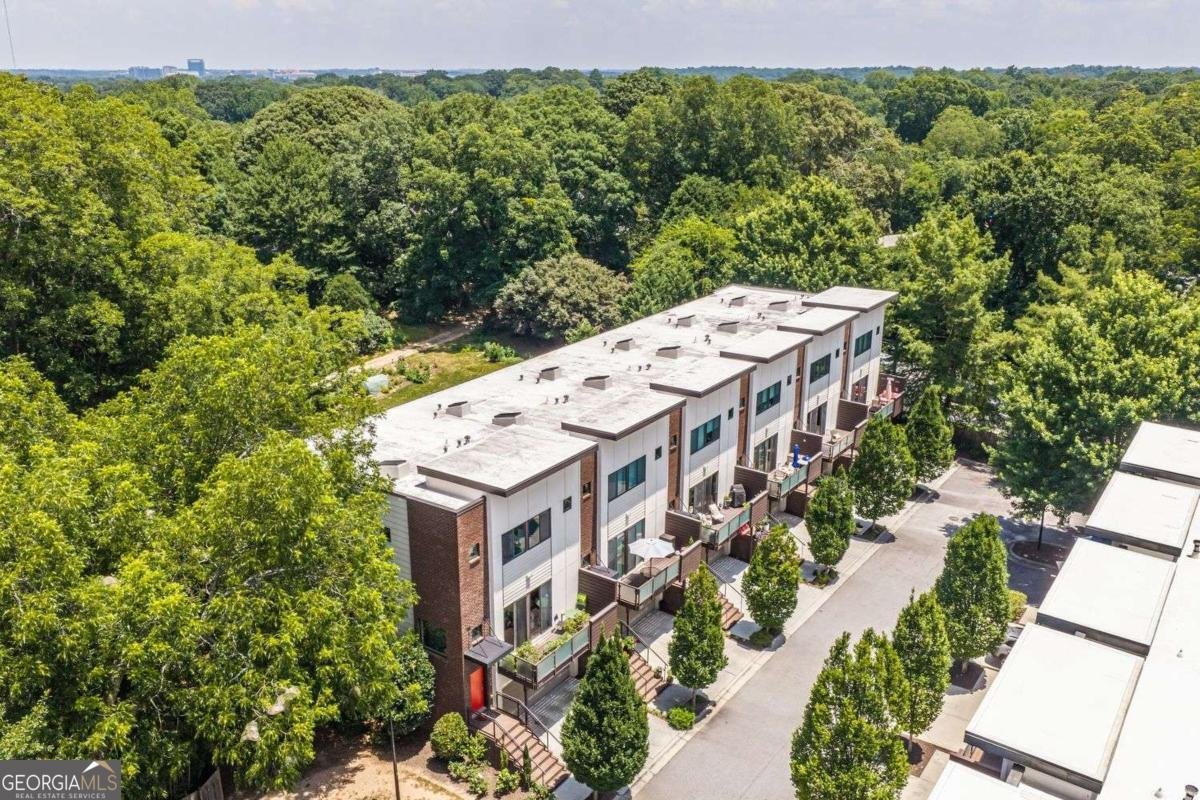 1318 Axis Circle Atlanta - Photo 44
