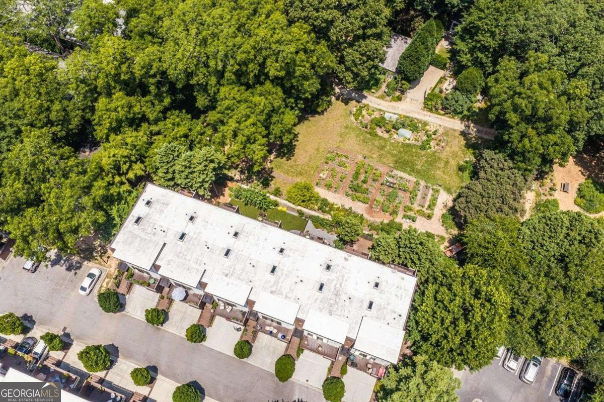 1318 Axis Circle Atlanta - Photo 45