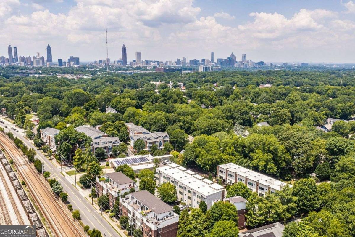 1318 Axis Circle Atlanta - Photo 47