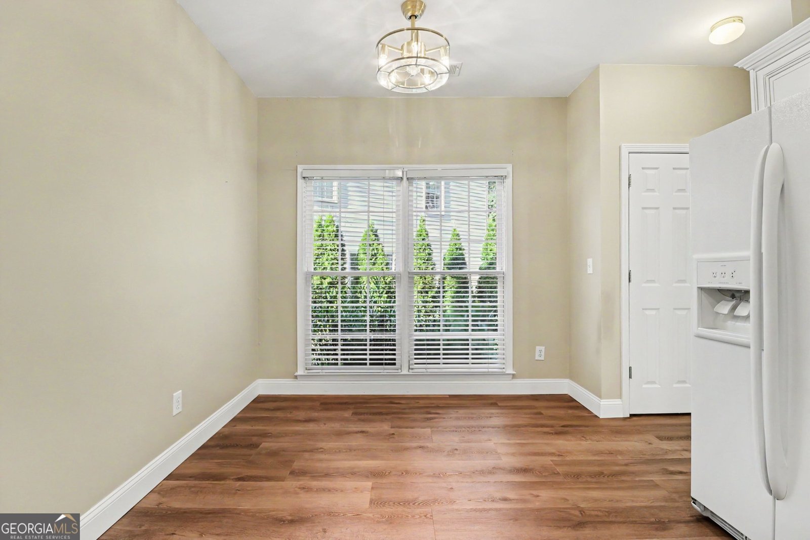 6195 Pattingham Drive Roswell - Photo 12